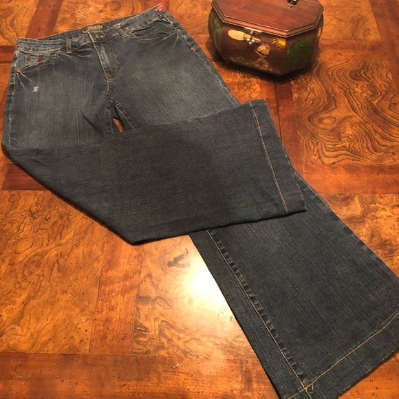⭐️⭐️⭐️Worn Jeans⭐️⭐️⭐️Flare Jeans Size 12⭐️⭐️⭐️ - Picture 1 of 8